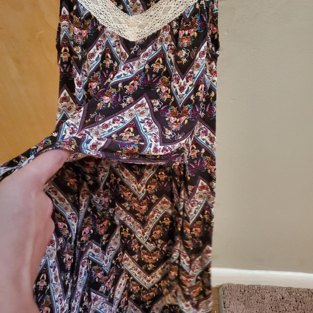 Cute blouse - Picture 3 of 4